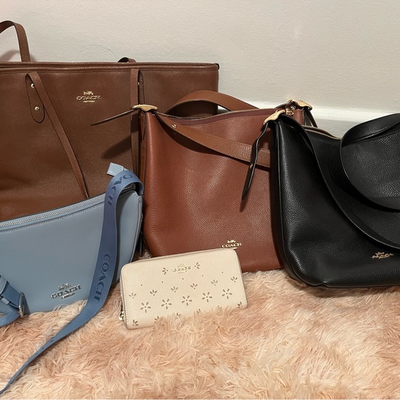 COACH bundle and 1 Michael kors - Picture 2 of 2